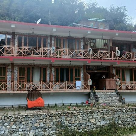 Banjār Rrr Resorts Tirthan Valley By Rrr Hotels & Resorts מראה חיצוני תמונה