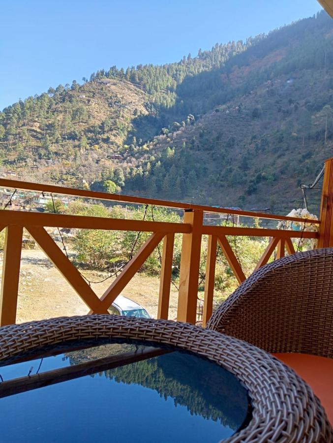 Banjār Rrr Resorts Tirthan Valley By Rrr Hotels & Resorts מראה חיצוני תמונה